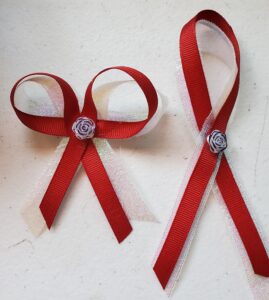 2 red ribbons